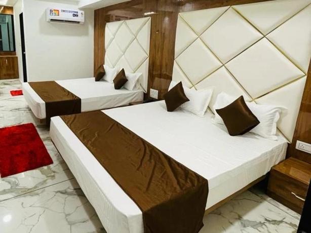 Hotel New German Ahmedabad Zimmer foto